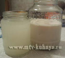 банка с квасом и осадком