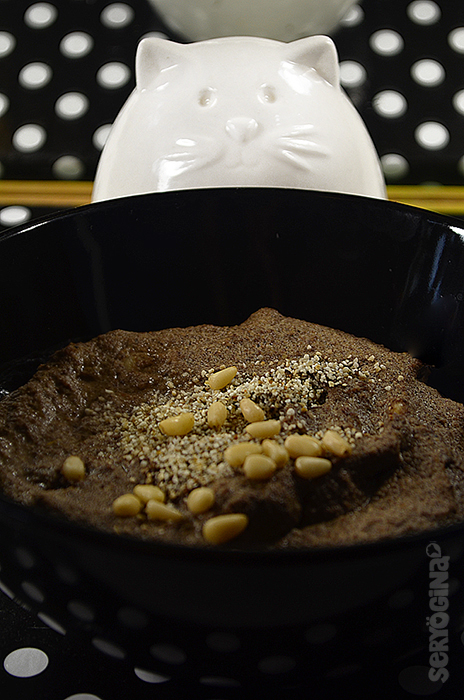 Льняная каша с медом и орешками Льняная каша с медом и орешками