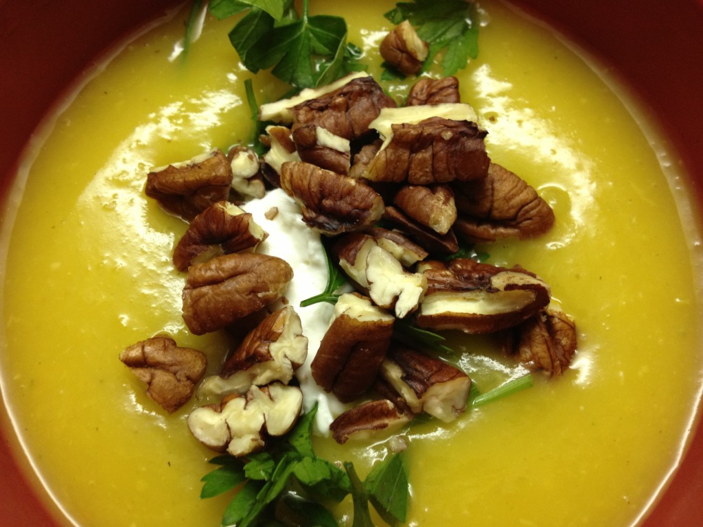 Суп пюре с тыквой/патиссоном и яблоком Суп пюре с тыквой/патиссоном и яблоком